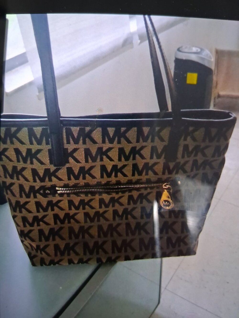 3 DESIGNER BAGS - Picture 2 of 7